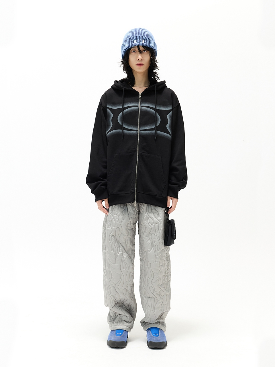 MUSINSA | CRITIC WORMHOLE LOGO HOODIE ZIP-UP BLACK