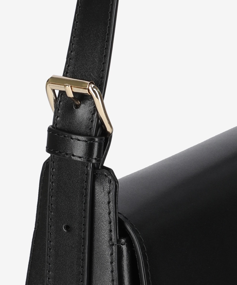 ☆A.P.C.☆ Virginie Flap Shoulder Bag Black PXBRUF61924LZZ P MUSINSA | A.P.C. Virginie Flap Shoulder Bag - Black