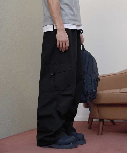 Parachute Wide Cargo Pants [COTTON BLACK]