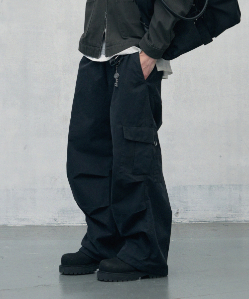 Parachute Wide Cargo Pants [COTTON BLACK] thumbnail 2