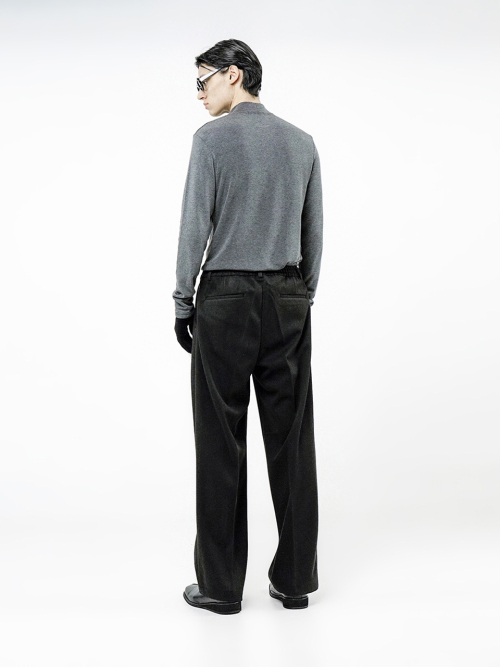 Raised One Tuck Wool slacks - Black /M244PT01BK