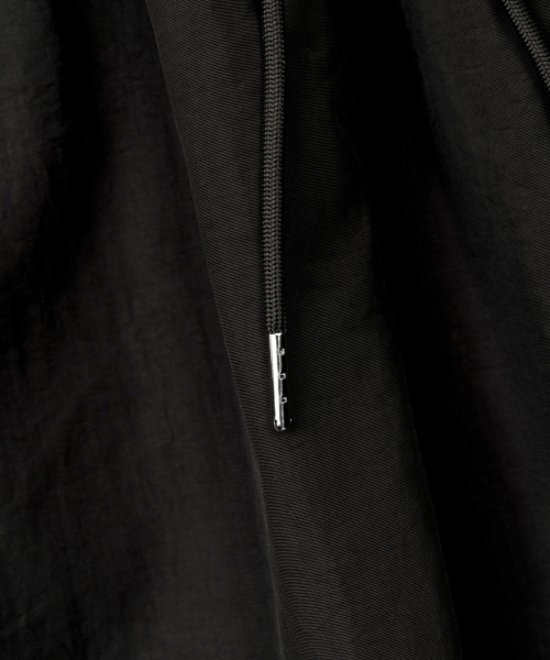 SIDE LINE NYLON TRACK PANTS (BLACK)