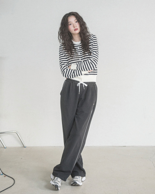 ROSE STRIPE CARDIGAN(IVORY)