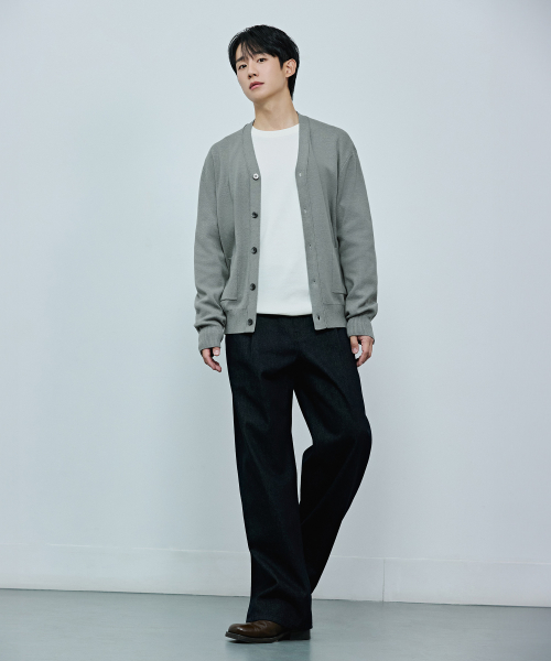 [COUTURE]V-neck Semi Overfit Cardigan - 2 color