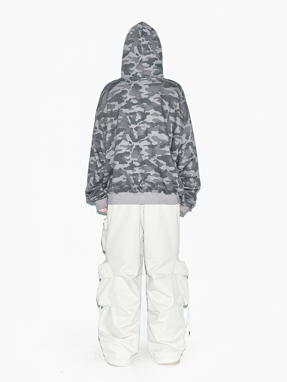MUSINSA | L.E.E.Y STUDDED ZIP-UP HOODIE OVERSIZED CAMO