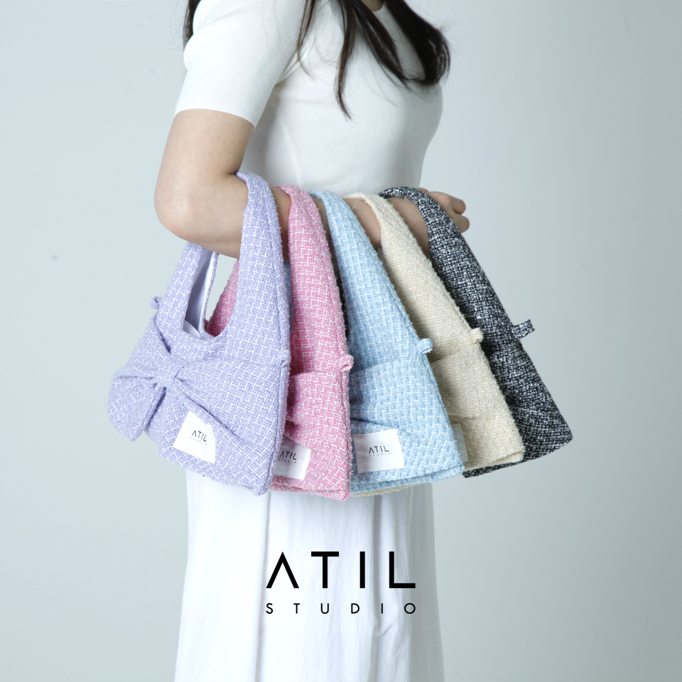韓国ブランド ATIL STUDIO ツィード ミニリボン バッグ ピンク MUSINSA | ATIL STUDIO Tweed Mini Ribbon Hobo Dot & Crossbody