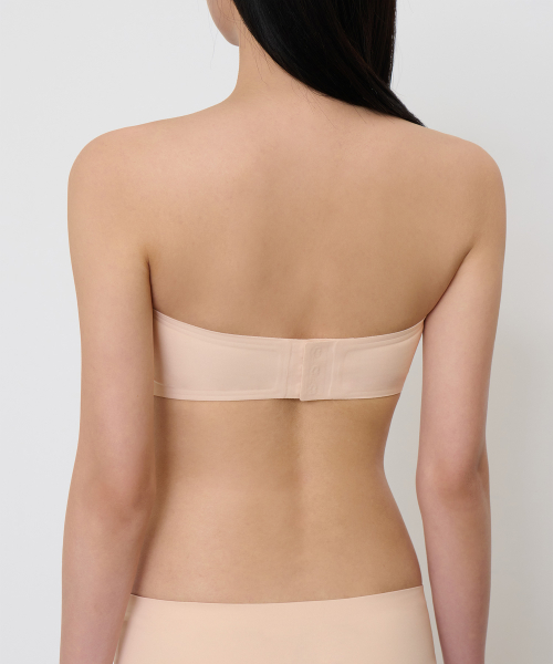 WOMENS SEAMLESS OFF SHOULDER BRA [LIGHT BEIGE]