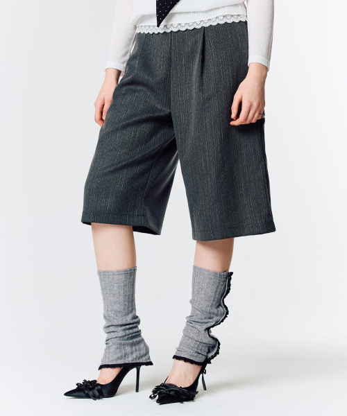 L15 LACE BERMUDA PANTS (CHARCOAL)