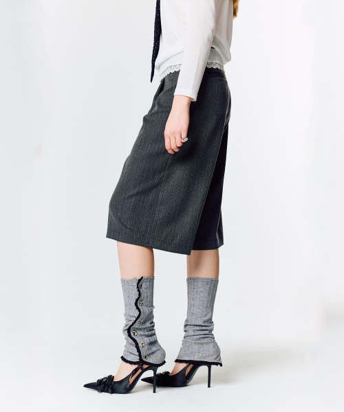 L15 LACE BERMUDA PANTS (CHARCOAL)
