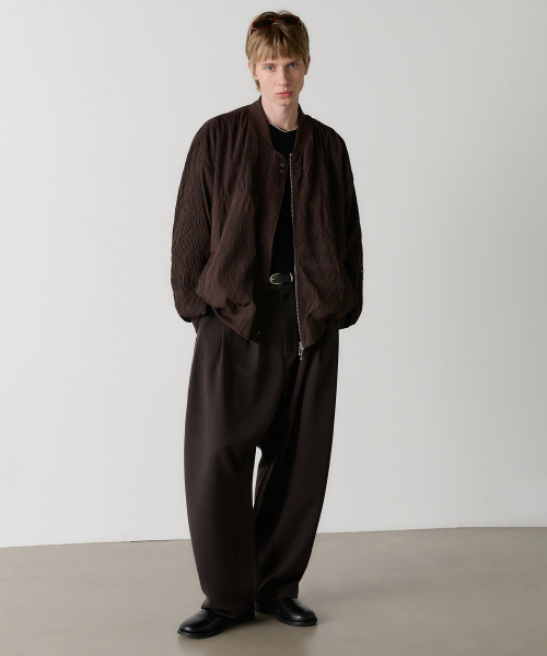 wave pleated blouson (brown)