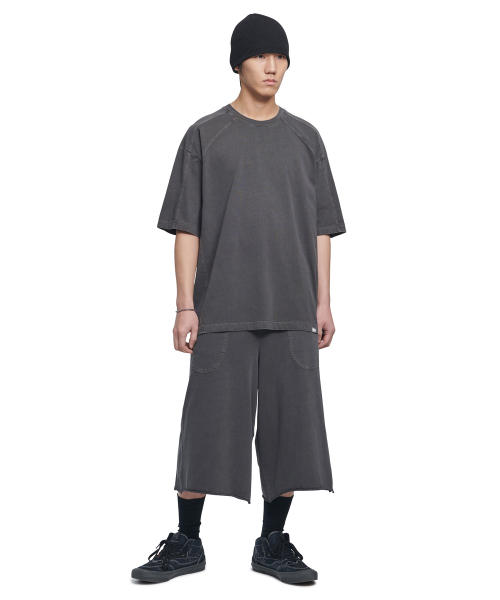 MOLTING T-SHIRT - угольно-серый