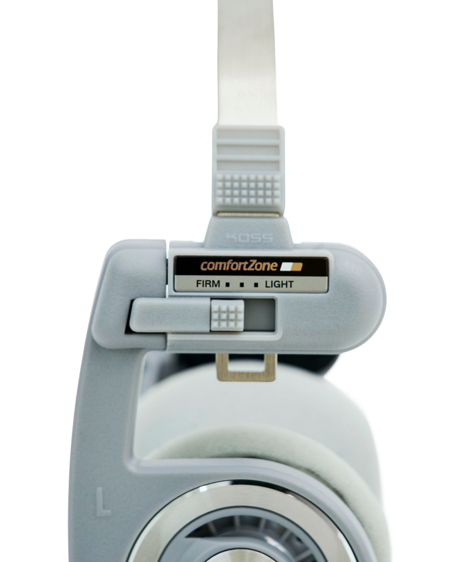 MUSINSA RAFFLE | Supreme x Koss Portapro Headphones Silver - 23FW