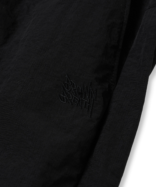 TAG NYLON SHIRRING PANTS - BLACK