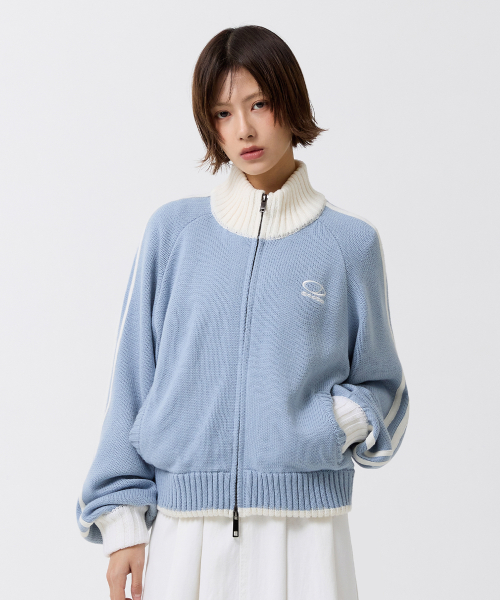 Спортивная трикотажная зипка полукроп - SKY BLUE