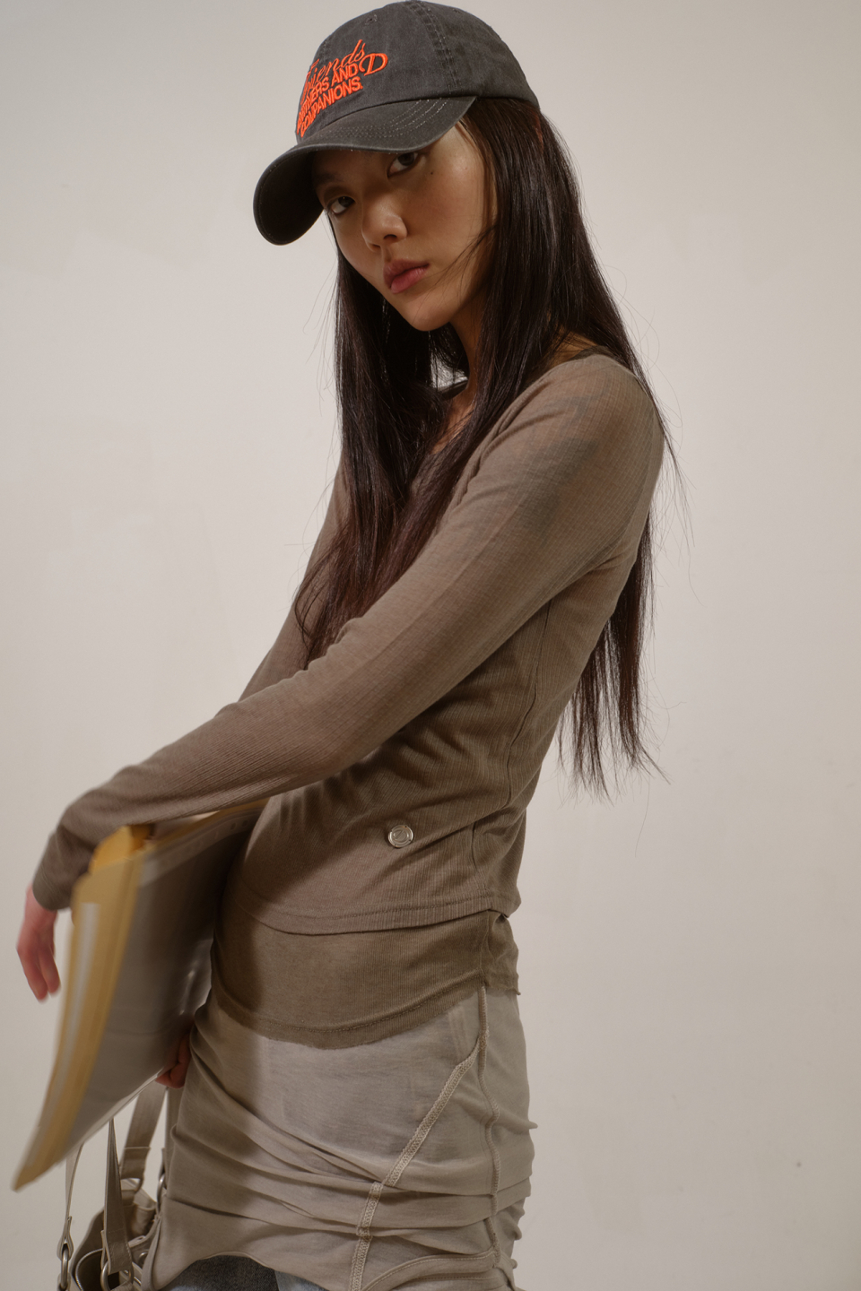 TWO-WAY LAYRED SLEEVELESS DRESS IN ASH GRAY 상세 이미지 7