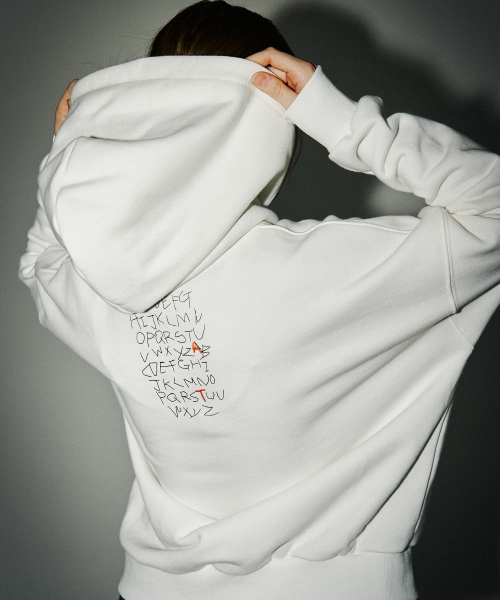 SE056-hoodie (ivory)