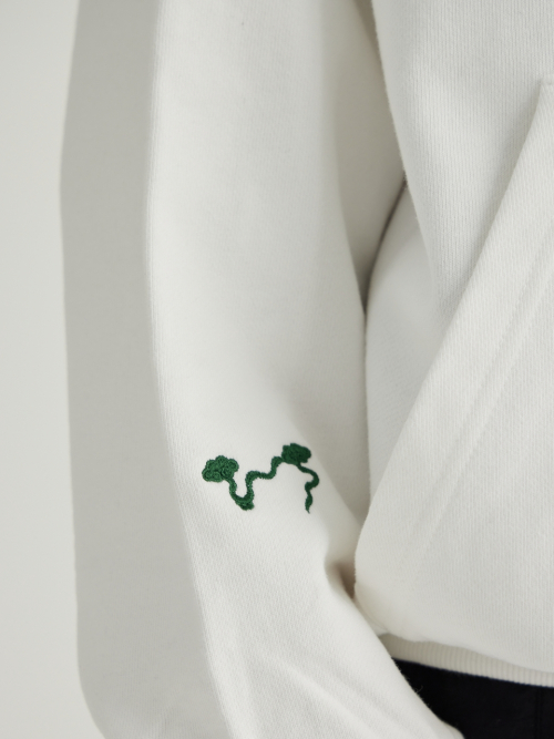 Traditional embroidery Hoodie (white)