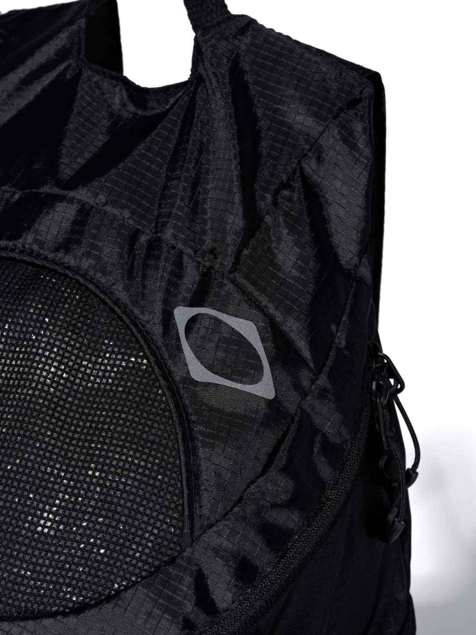 MSCHF] LIGHTWEIGHT ZIP-AROUND BACKPACK /追跡付