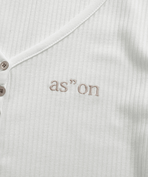 WISH RIBBED BUTTON TEE / IVORY