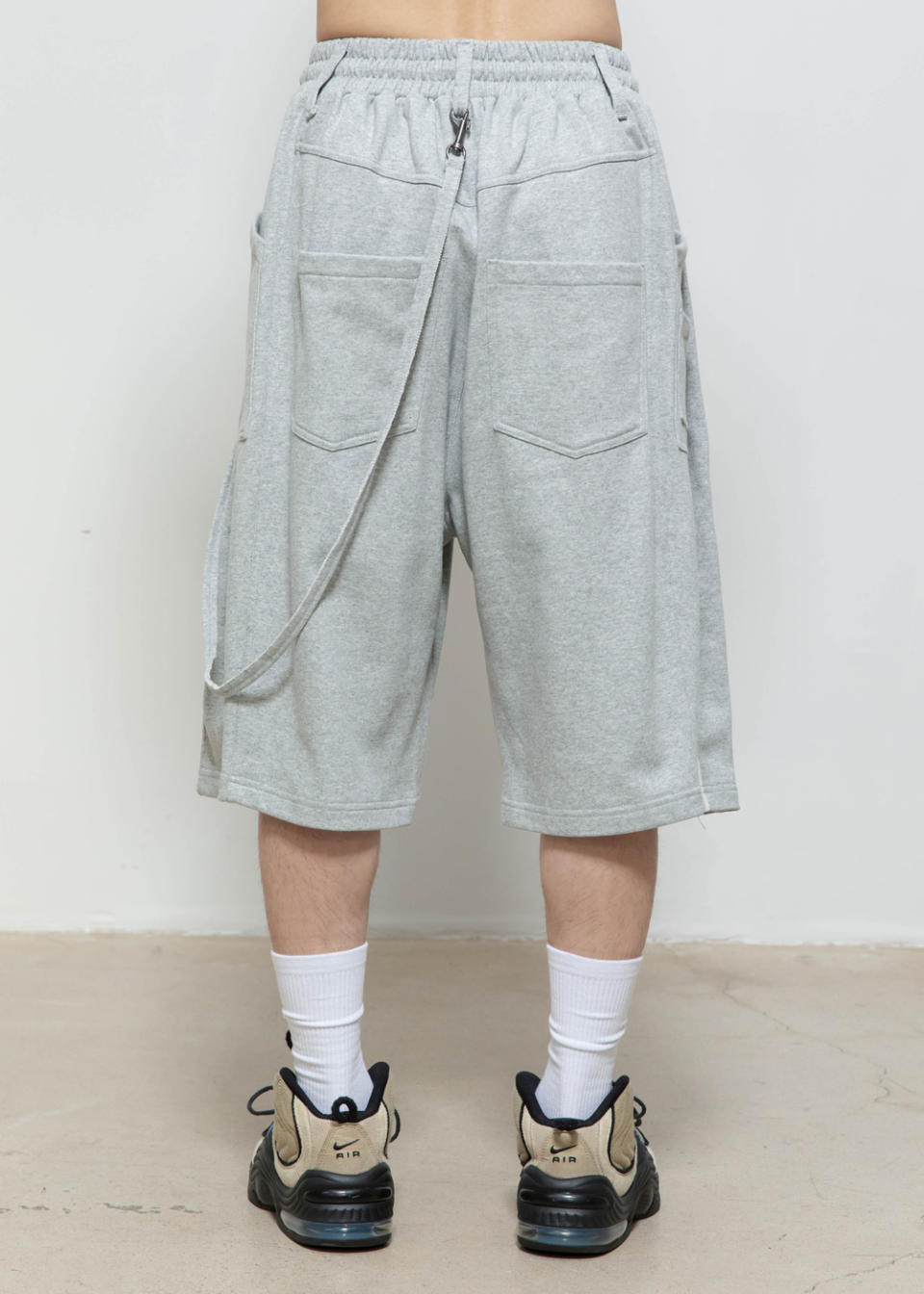 MUSINSA公式 | BEGIN202 7 Pocket Bermuda Pants [Melange Grey]