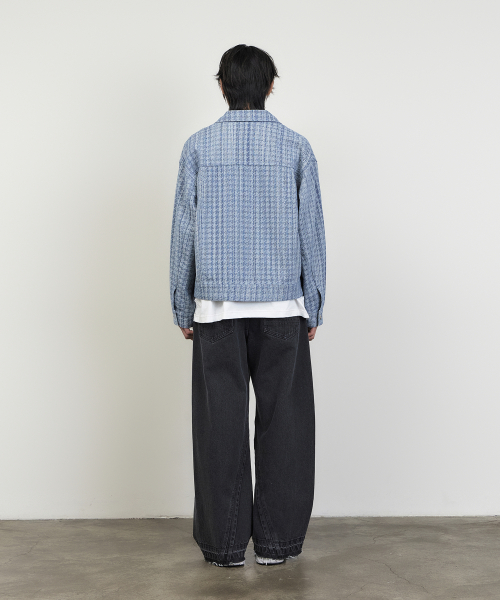 DENIM PANELLING TRUCKER JACKET (BLUE)