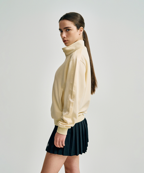 Свободный трек-топ U Tacchini Modern