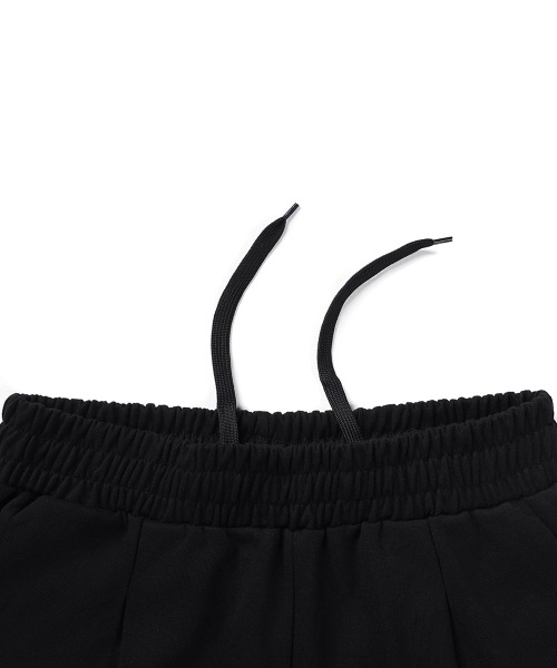 One-tuck 8-length sweat bermuda pants black thumbnail 5