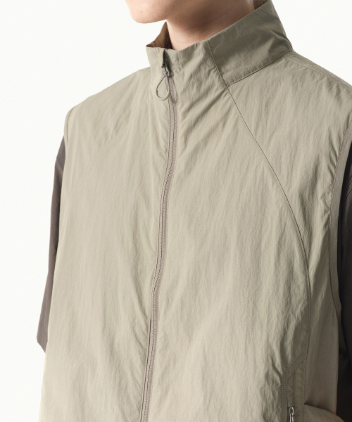 [городской досуг] сетка карман жилет [серовато-бежевый]