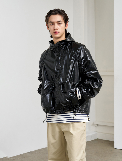 UNISEX Glossy Packable Windbreaker [BLACK] / SBE1U07001