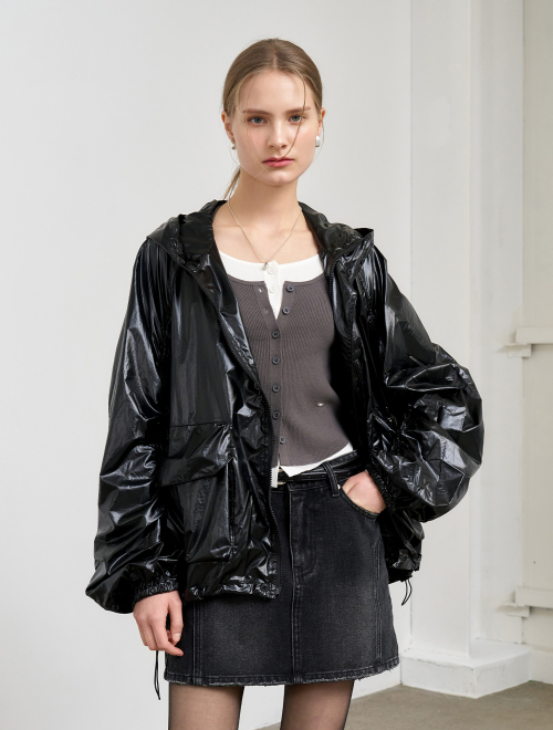 UNISEX Glossy Packable Windbreaker [BLACK] / SBE1U07001