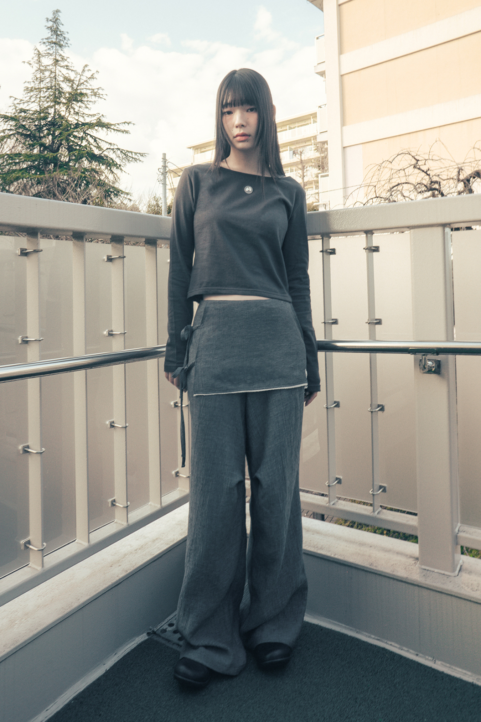 【HUGYOURSKIN】Angel Wing Top (Charcoal) MUSINSA | HUG YOUR SKIN Angel Wing Top (Charcoal)