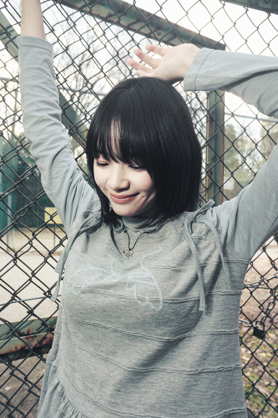 MUSINSA | HUG YOUR SKIN Angel Patch Raglan Dress (Grey)