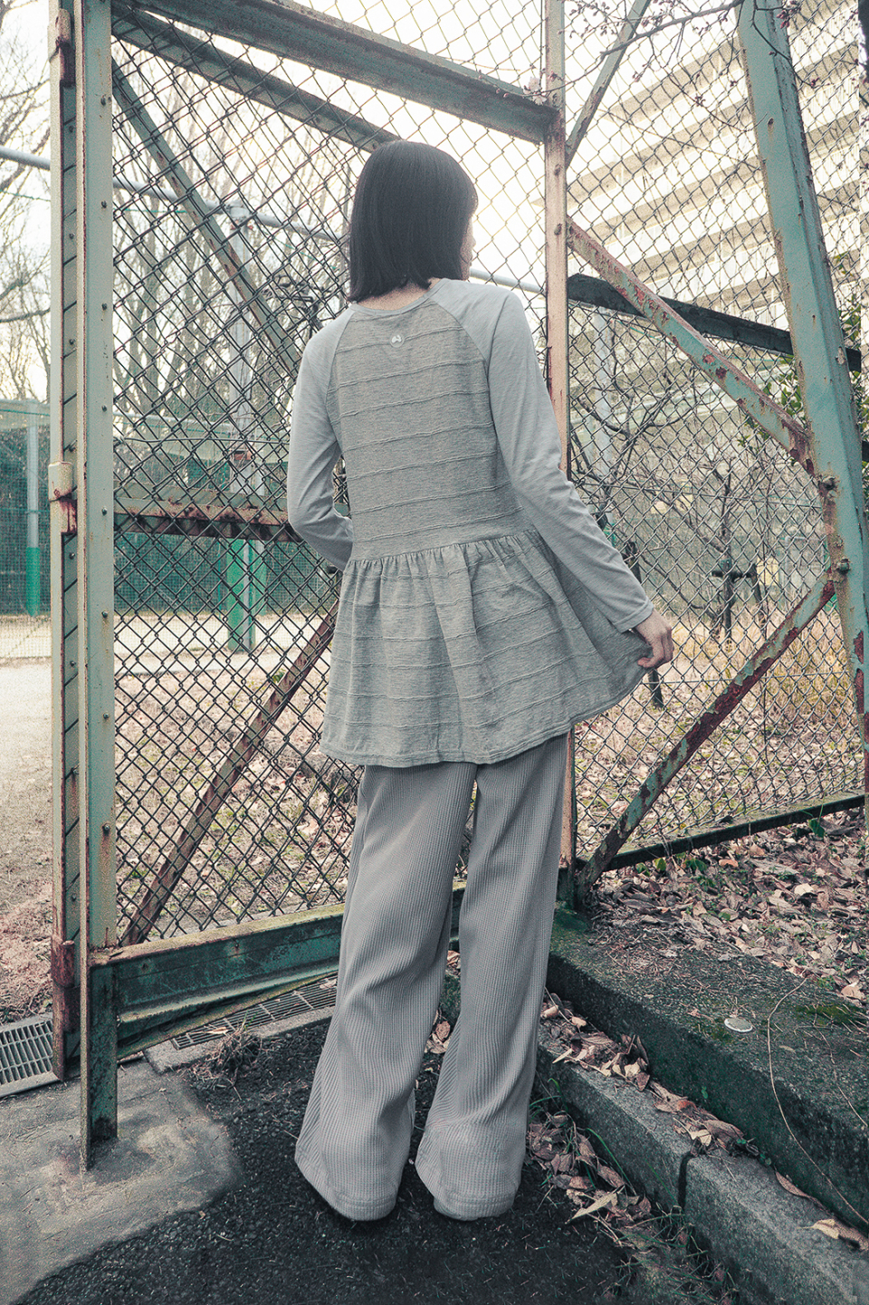 MUSINSA | HUG YOUR SKIN Angel Patch Raglan Dress (Grey)