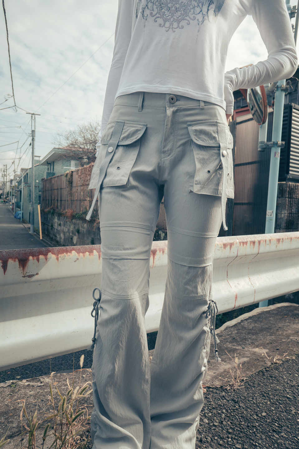 【hug your skin】25ss Boots-cut cargo pants hug your skin】25ss Boots-cut cargo pants (hug your skin