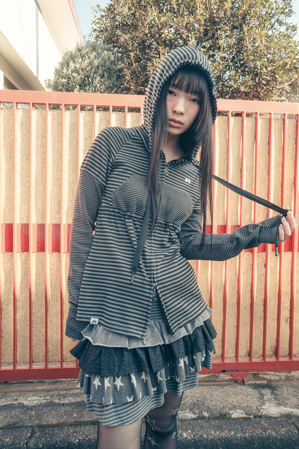 ☆hug your skin☆ Striped baby doll hooded zip-up charcoal MUSINSA | HUG YOUR SKIN Striped Babydoll Hoodie (Charcoal)