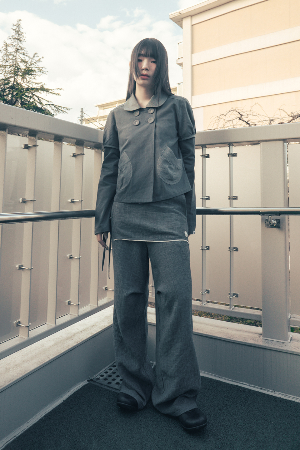 MUSINSA公式 | HUG YOUR SKIN Skirt Layered Pants (Charcoal)