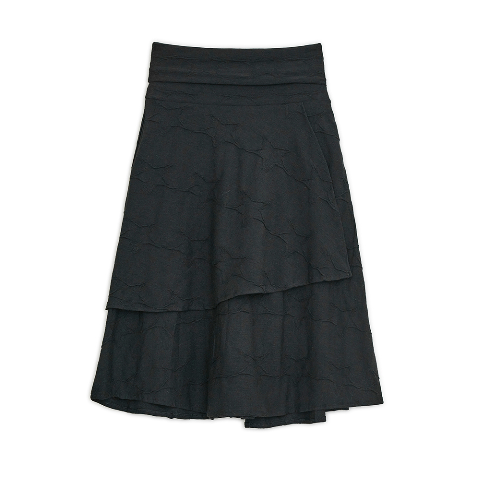hug your skin☆IVEレイ着用STAR FLARED MIDI SKIRT(2color) MUSINSA | HUG YOUR SKIN Star Flared Midi Skirt (Black)
