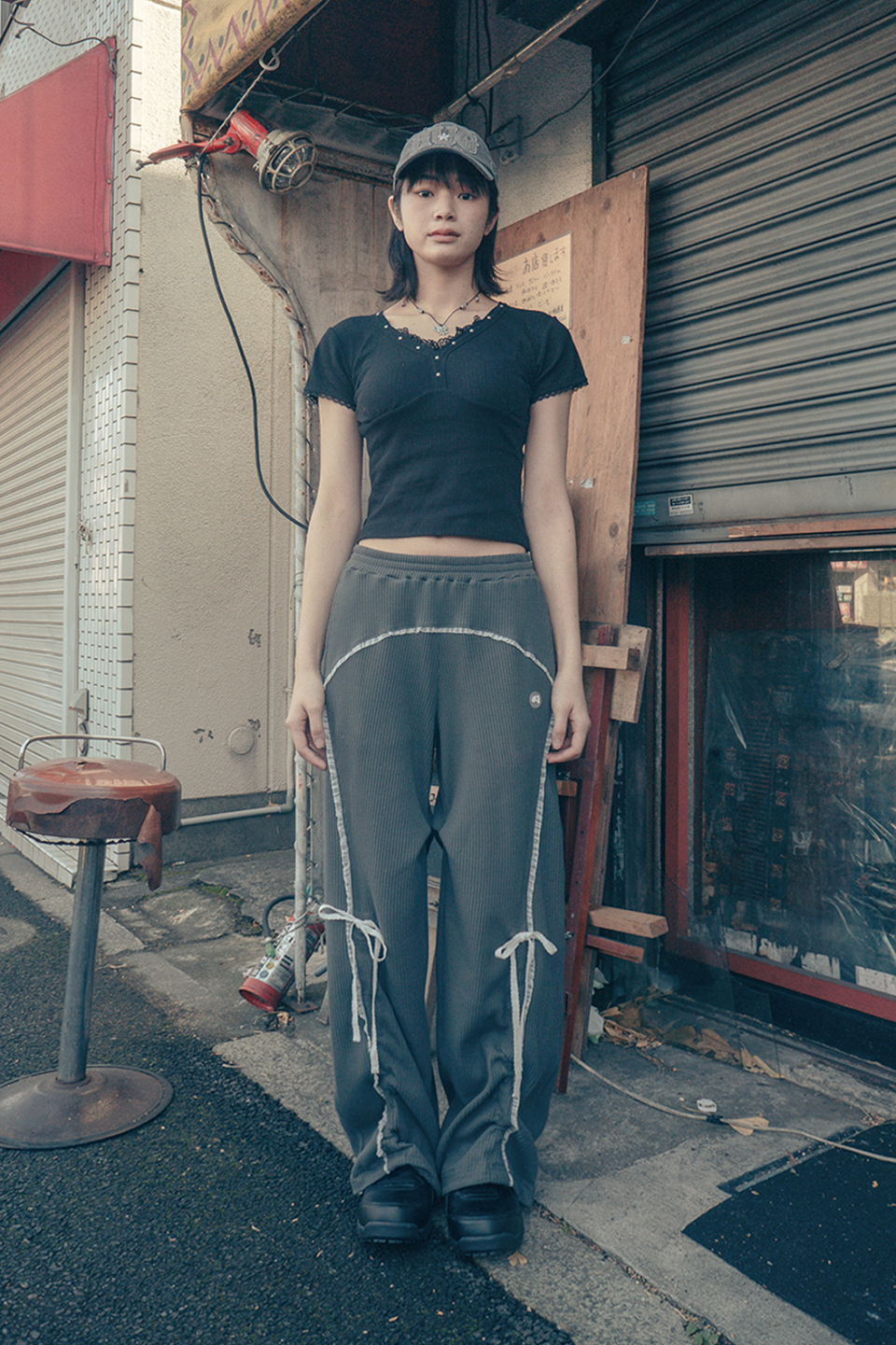 LACE PANTS