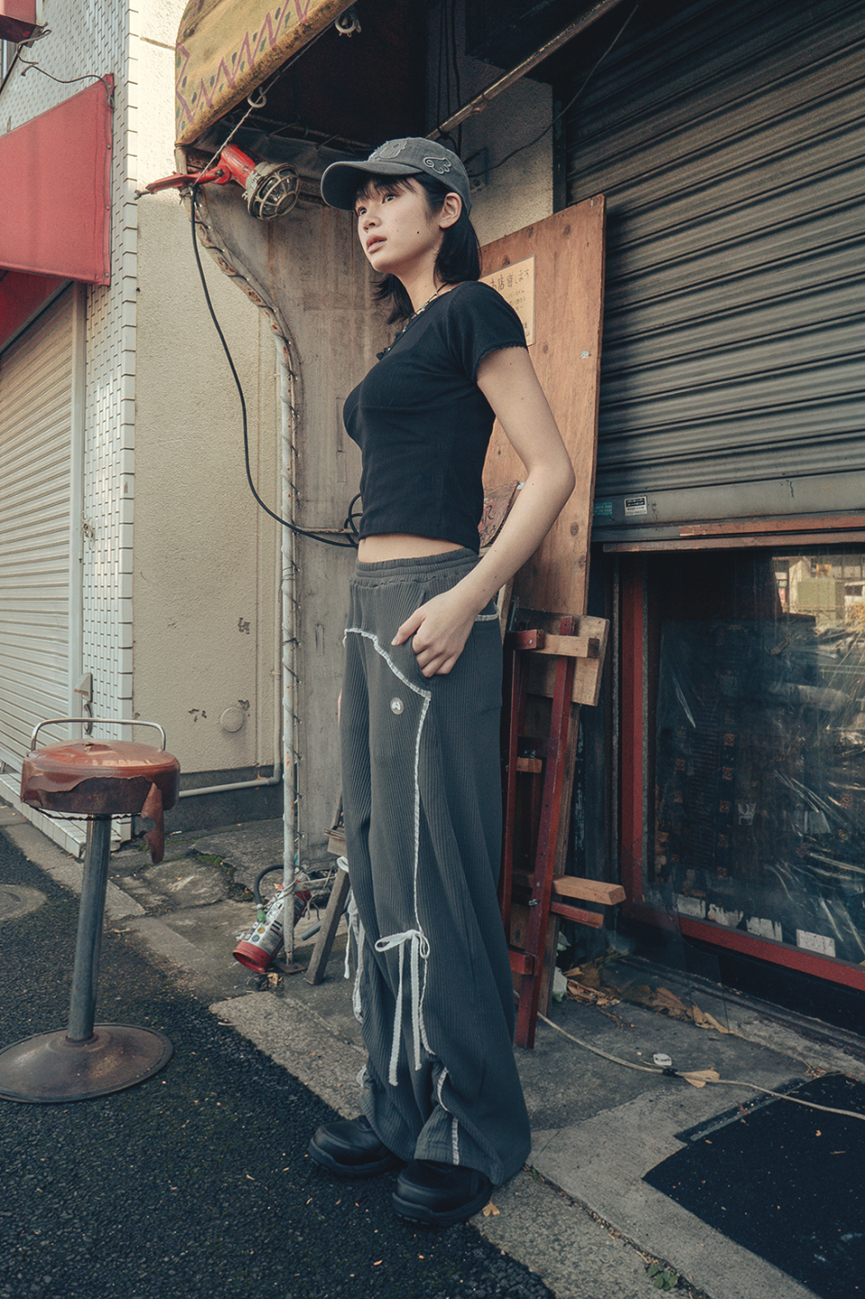 LACE PANTS