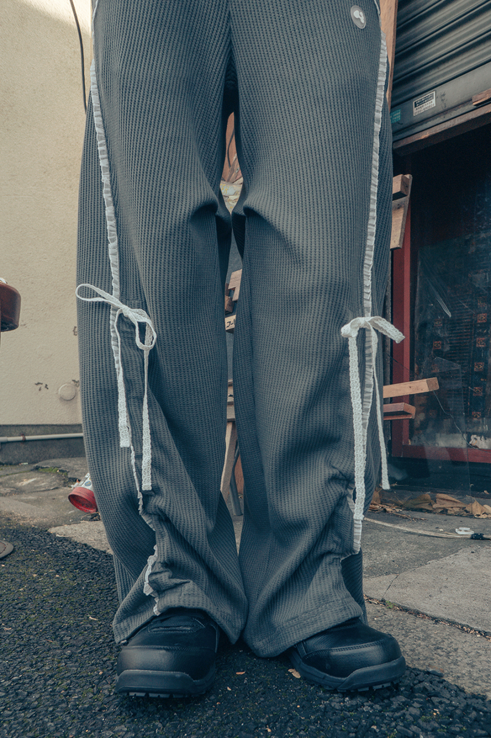 LACE PANTS