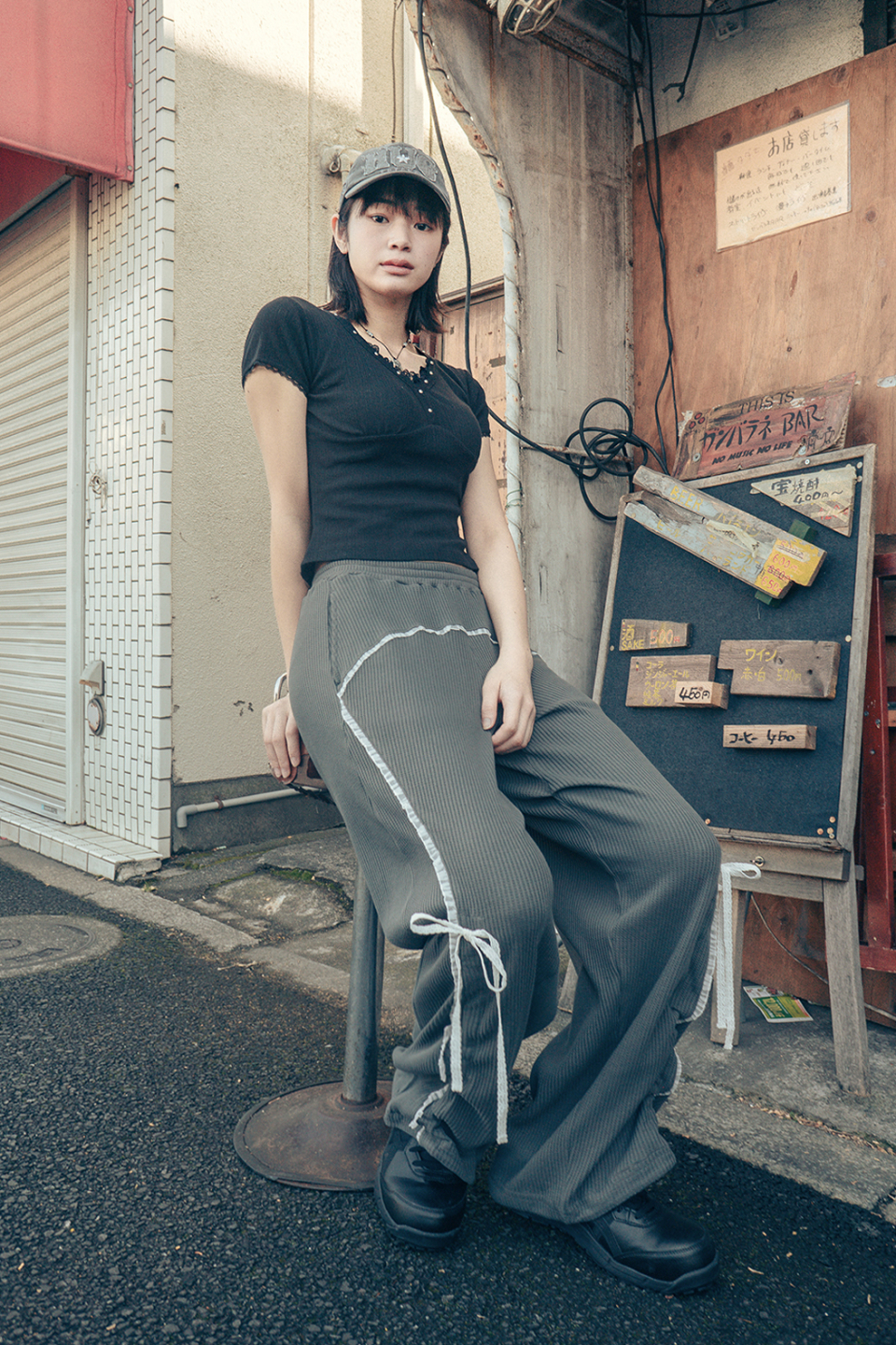 LACE PANTS