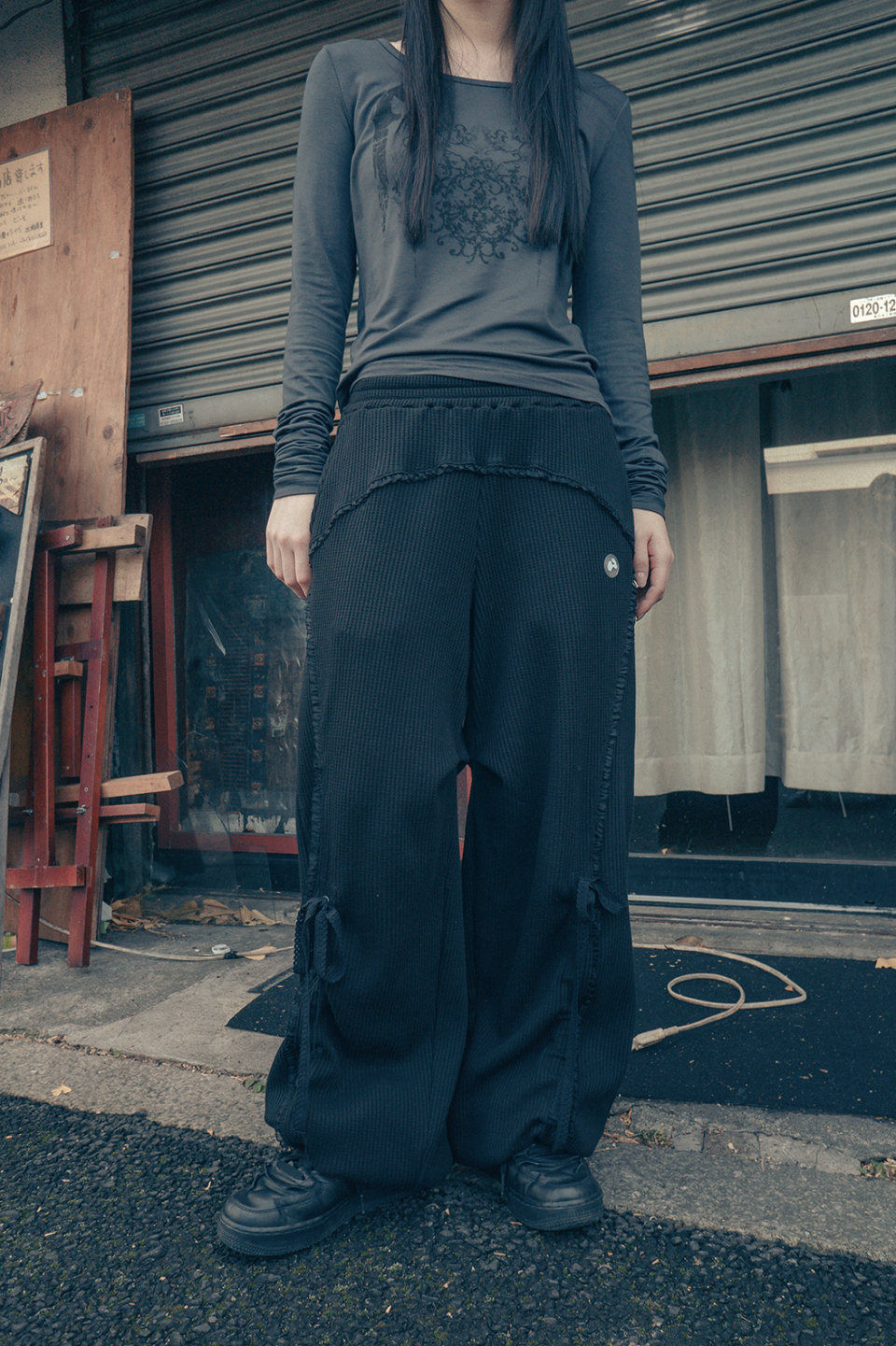【hug your skin】25ss Lace jogger pants MUSINSA | HUG YOUR SKIN Race Jogger Pants (Black)