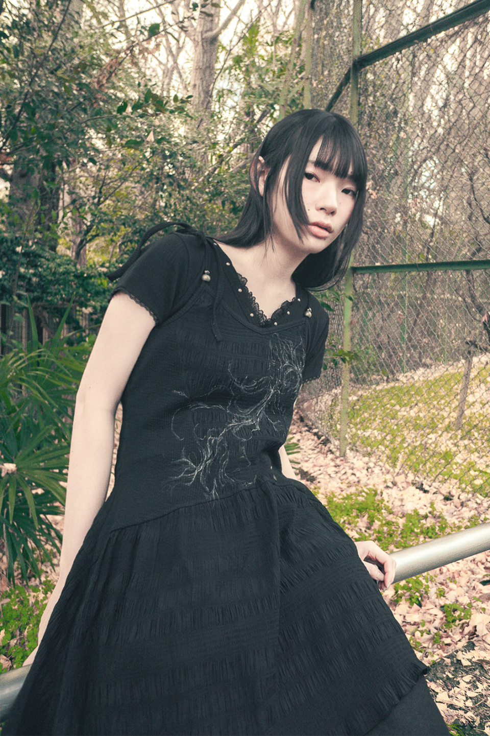 ワンピース hugyourskin FLARED V-NECK SLEEVELESS MUSINSA公式 | HUG YOUR SKIN Flared V-Neck Sleeveless (White)