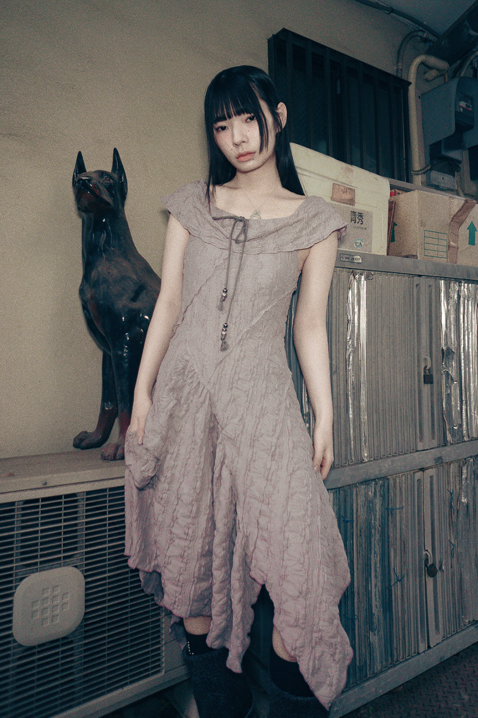 hug your skin☆Draw-string off-shoulder dress MUSINSA | HUG YOUR SKIN Drawstring Off-Shoulder Dress (Charcoal)
