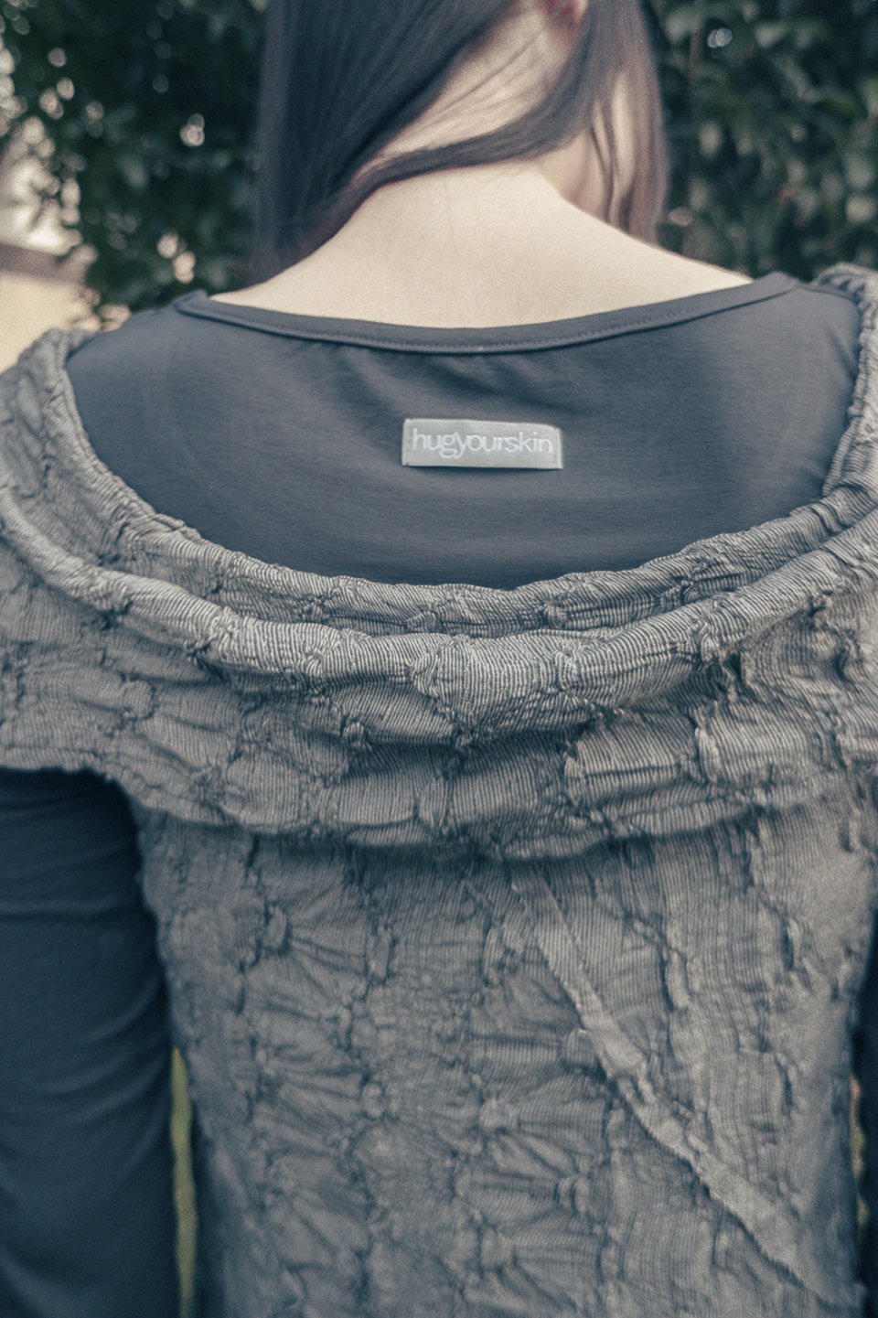 MUSINSA | HUG YOUR SKIN Drawstring Off-Shoulder Dress (Charcoal)