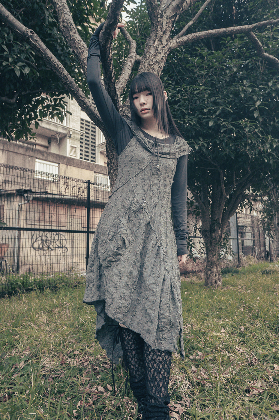 hug your skin☆Draw-string off-shoulder dress MUSINSA | HUG YOUR SKIN Drawstring Off-Shoulder Dress (Charcoal)