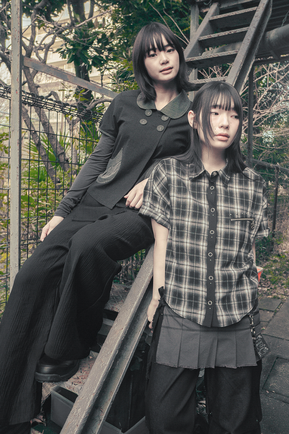MUSINSA | HUG YOUR SKIN Pleated Skirt Belt (Charcoal)