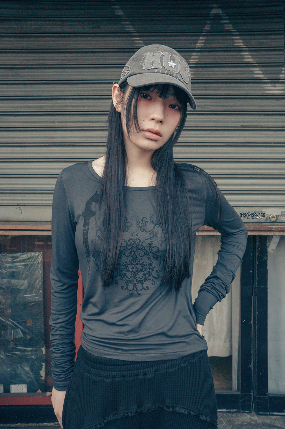 MUSINSA公式 | HUG YOUR SKIN Hug Friends Cap (Charcoal)