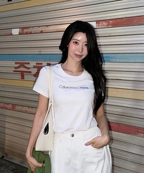 Женская slim-fit футболка Institutional Logo 47AB803 YAA