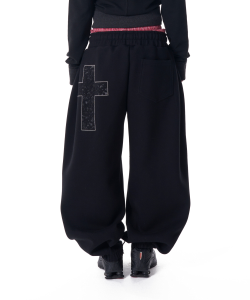 Laced CROS2 Patch Sweatpants (Black)